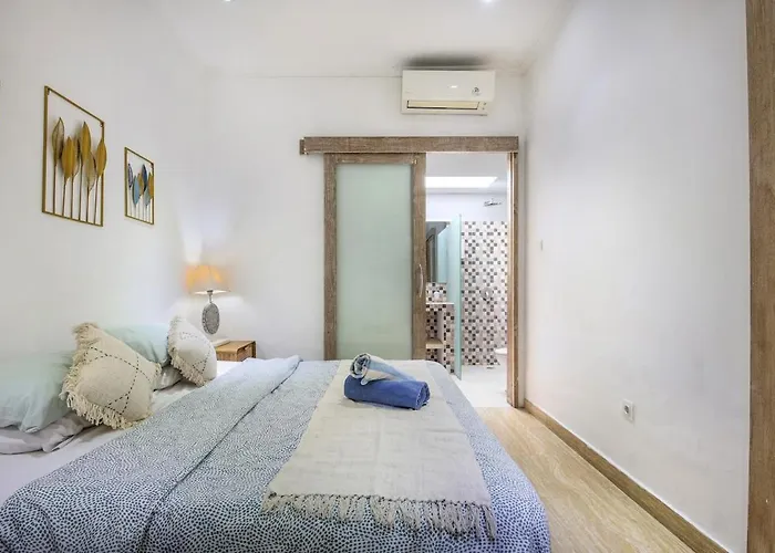 - 3-room Open Villa, Private Pool, Near The Beach, Netflix Legian (Bali)