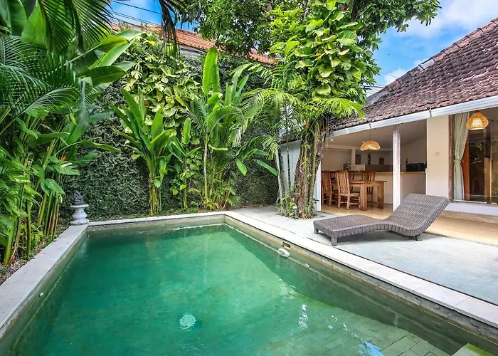 - 3-room Open Villa, Private Pool, Near The Beach, Netflix * Legian (Bali)